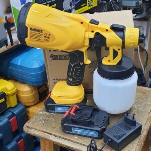 Cordless spray paint